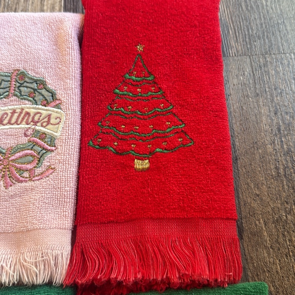 Vintage Set Of 6 Hand Guest Towels Christmas Holiday Fringe Cotton Embroidered - Picture 3 of 16